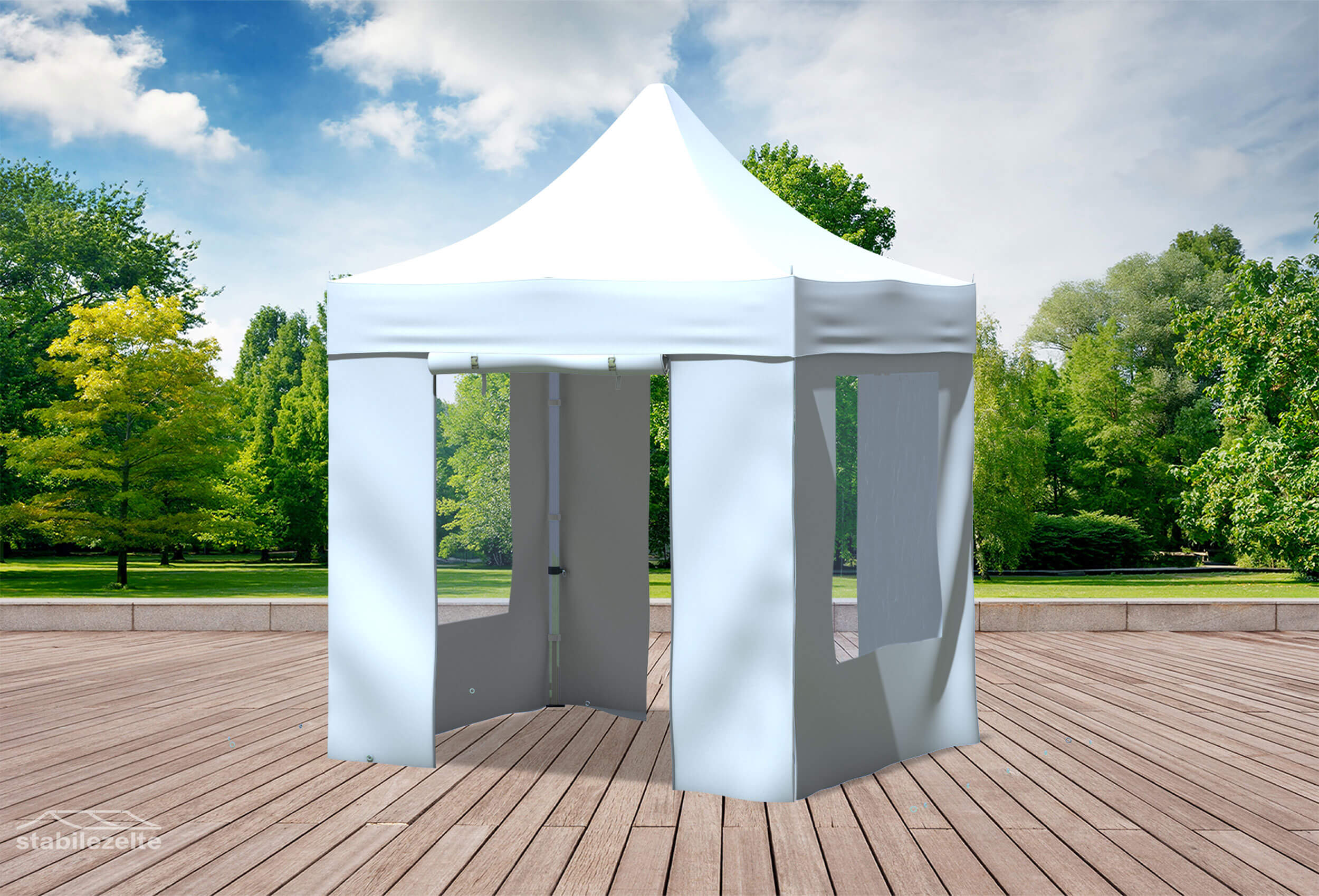 Weißer Faltpavillon mit Fenstern und Türen 2 x 2m in einem Park