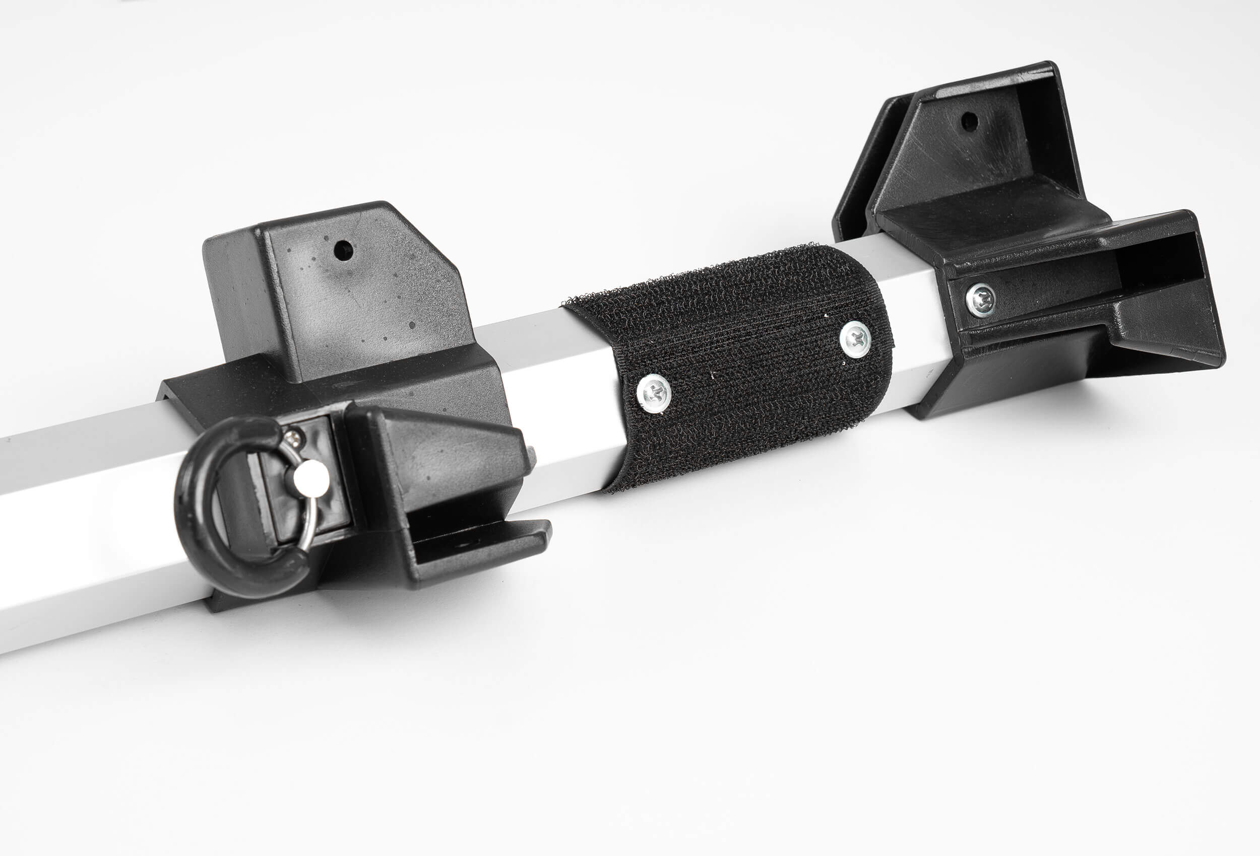 Detailansicht des Eckprofils für Faltzelte der Professional Serie