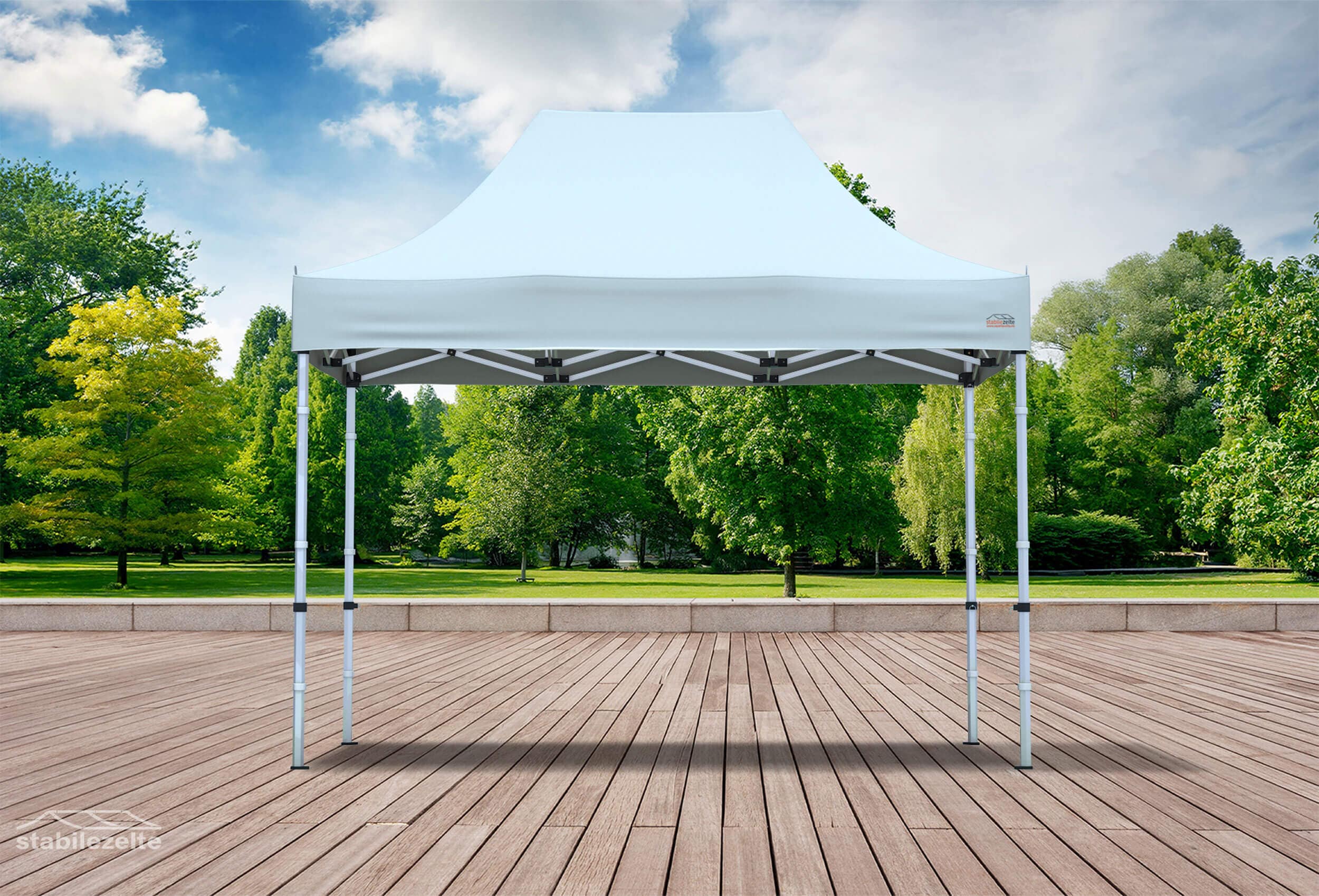 Grauer Faltpavillon ohne Seitenteile 3 x 2m in einem Park