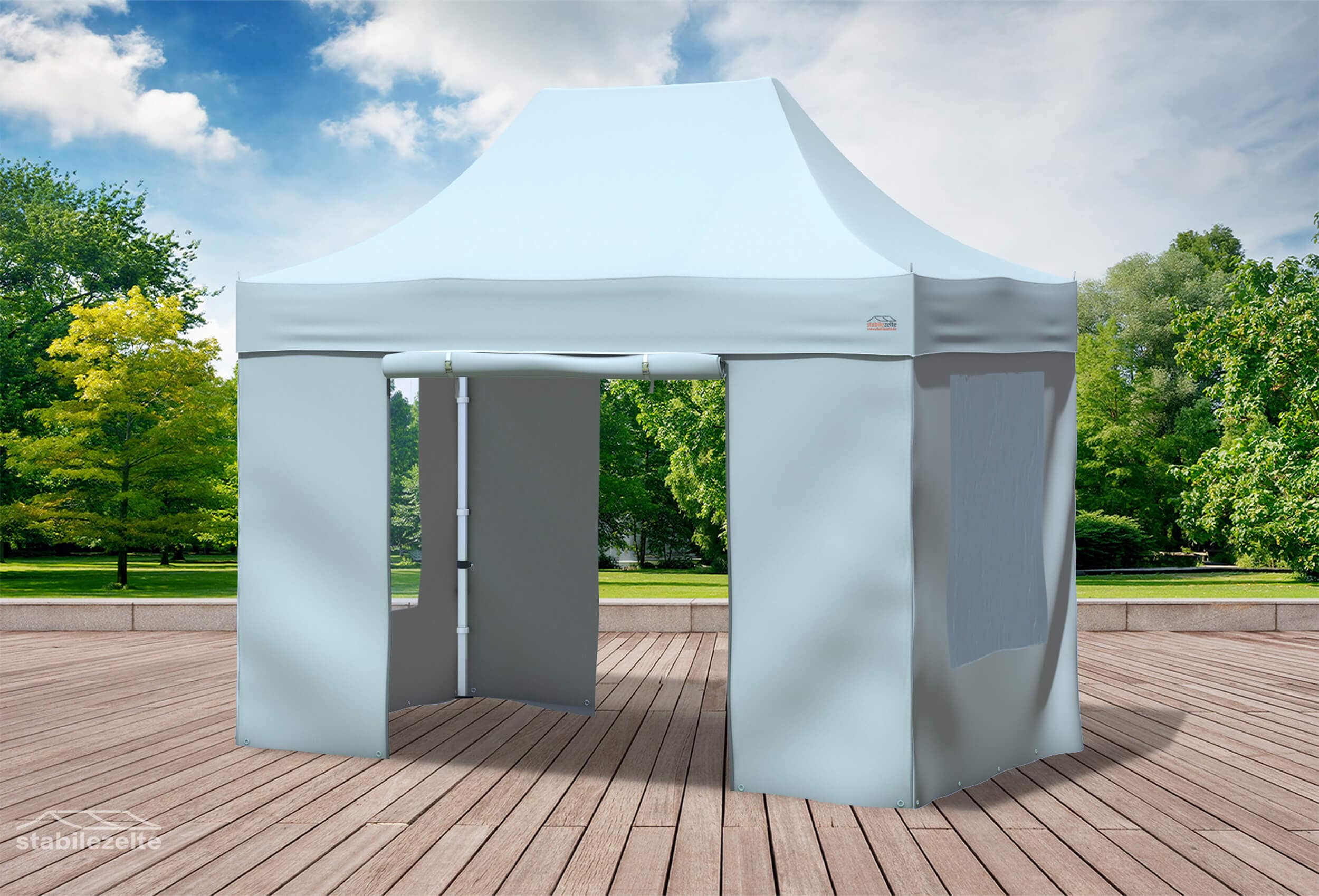 Grauer Faltpavillon mit Fenster und Türen 3 x 2m in einem Park