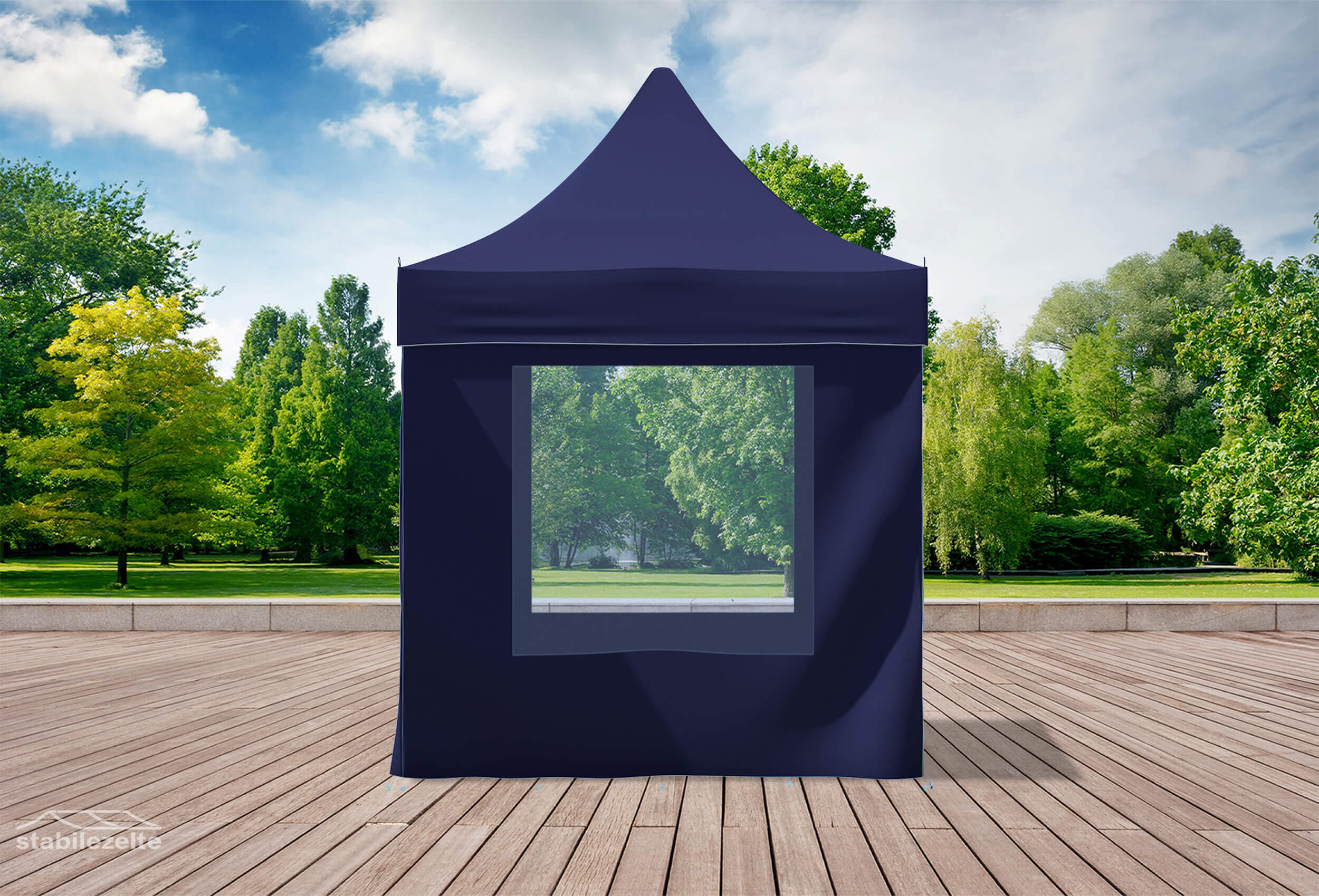 Blauer Faltpavillon mit Fenstern 2 x 2m in einem Park